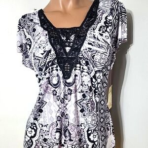 🆕️Energe Womens Black Short Sleeve White Lace Print Blouse PM